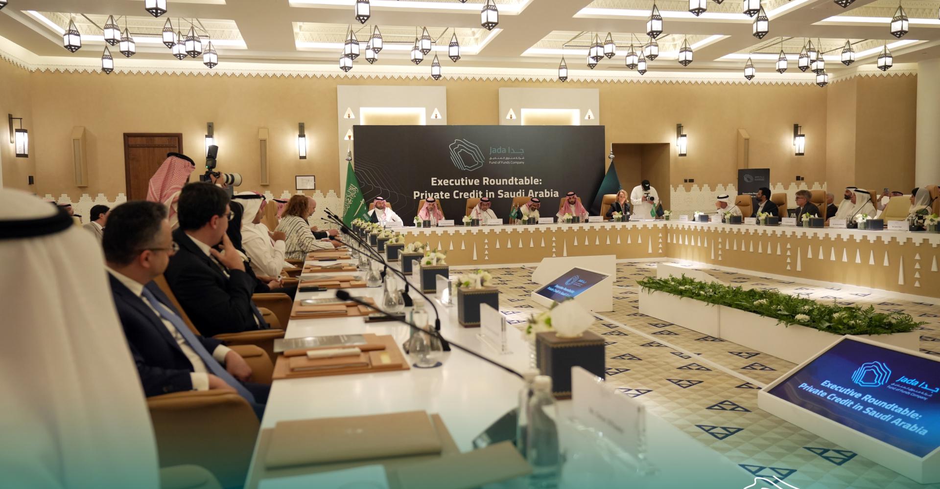 Executive Roundtable Thumb